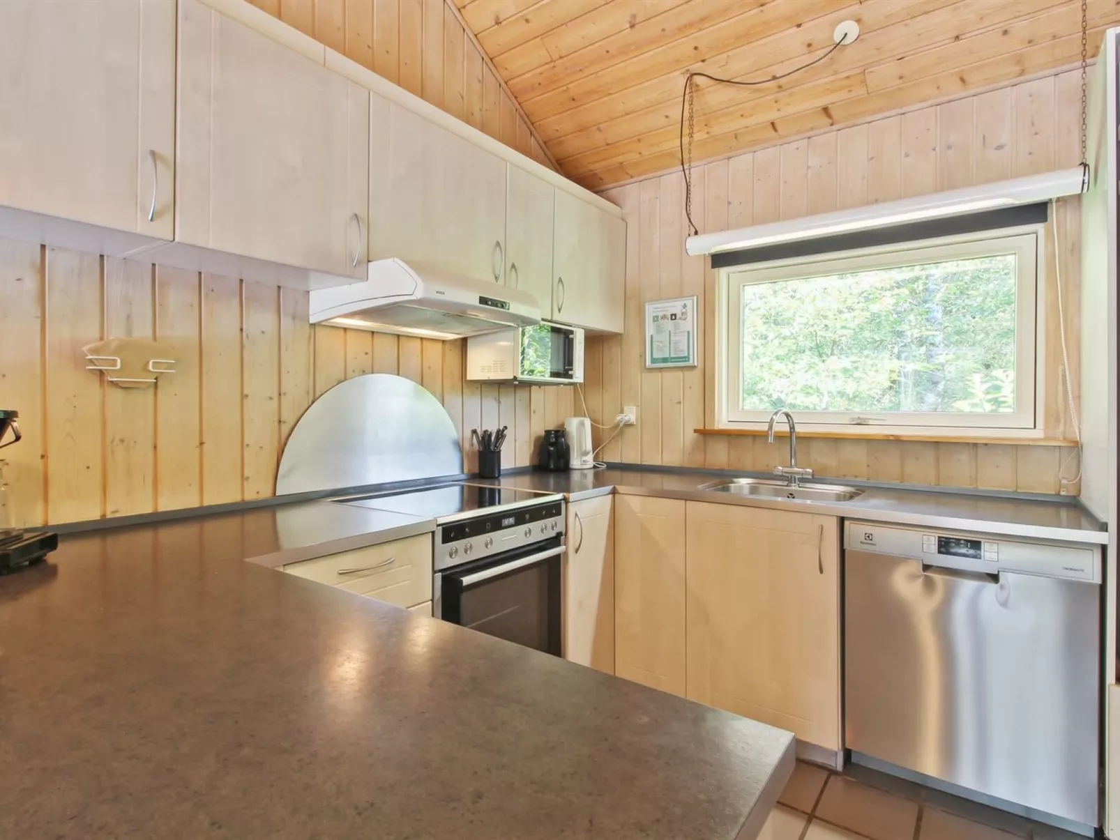 "Thordo" - 2.4km from the sea-Inside