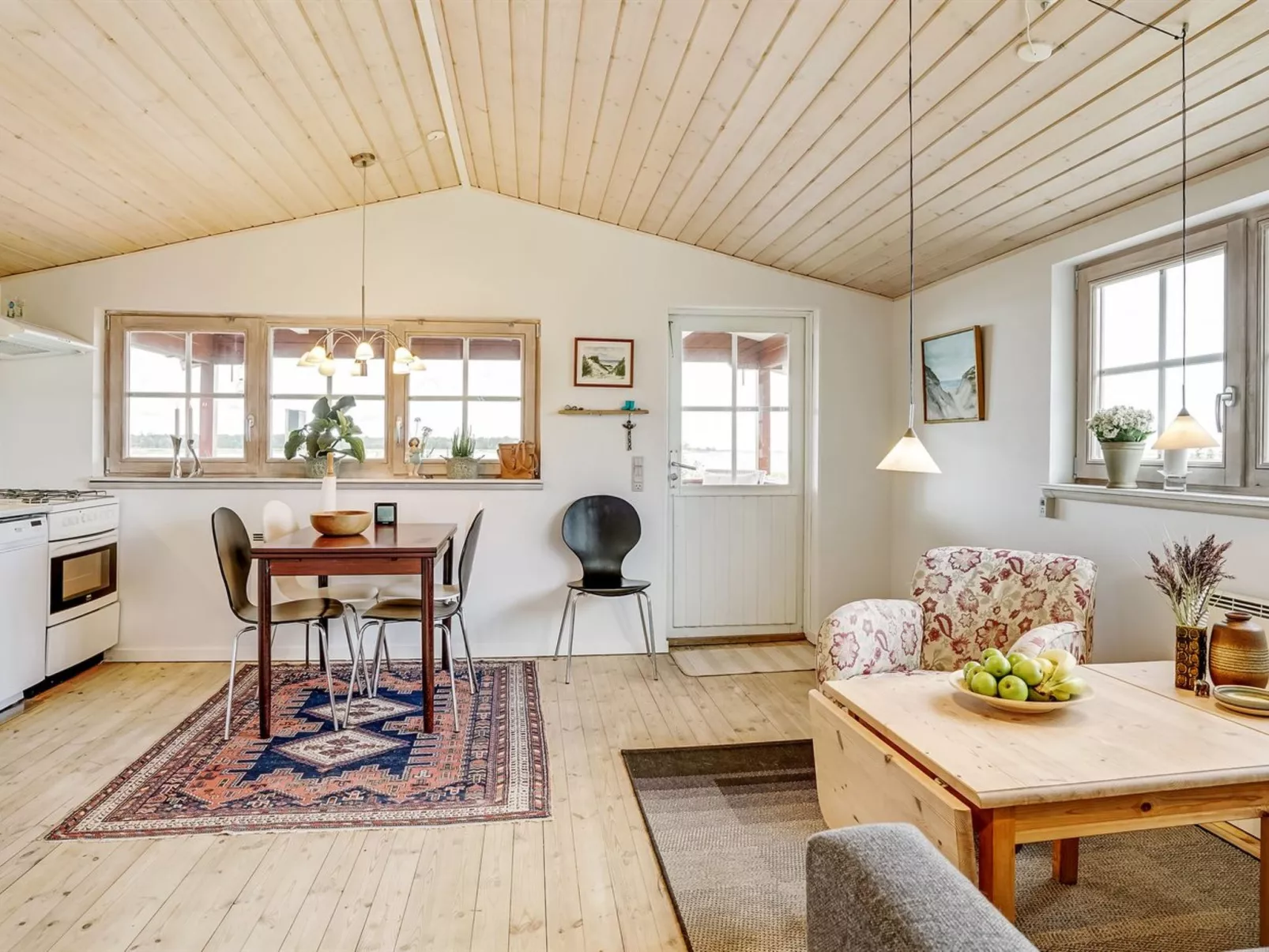 "Topi" - 15m from the sea-Dedans