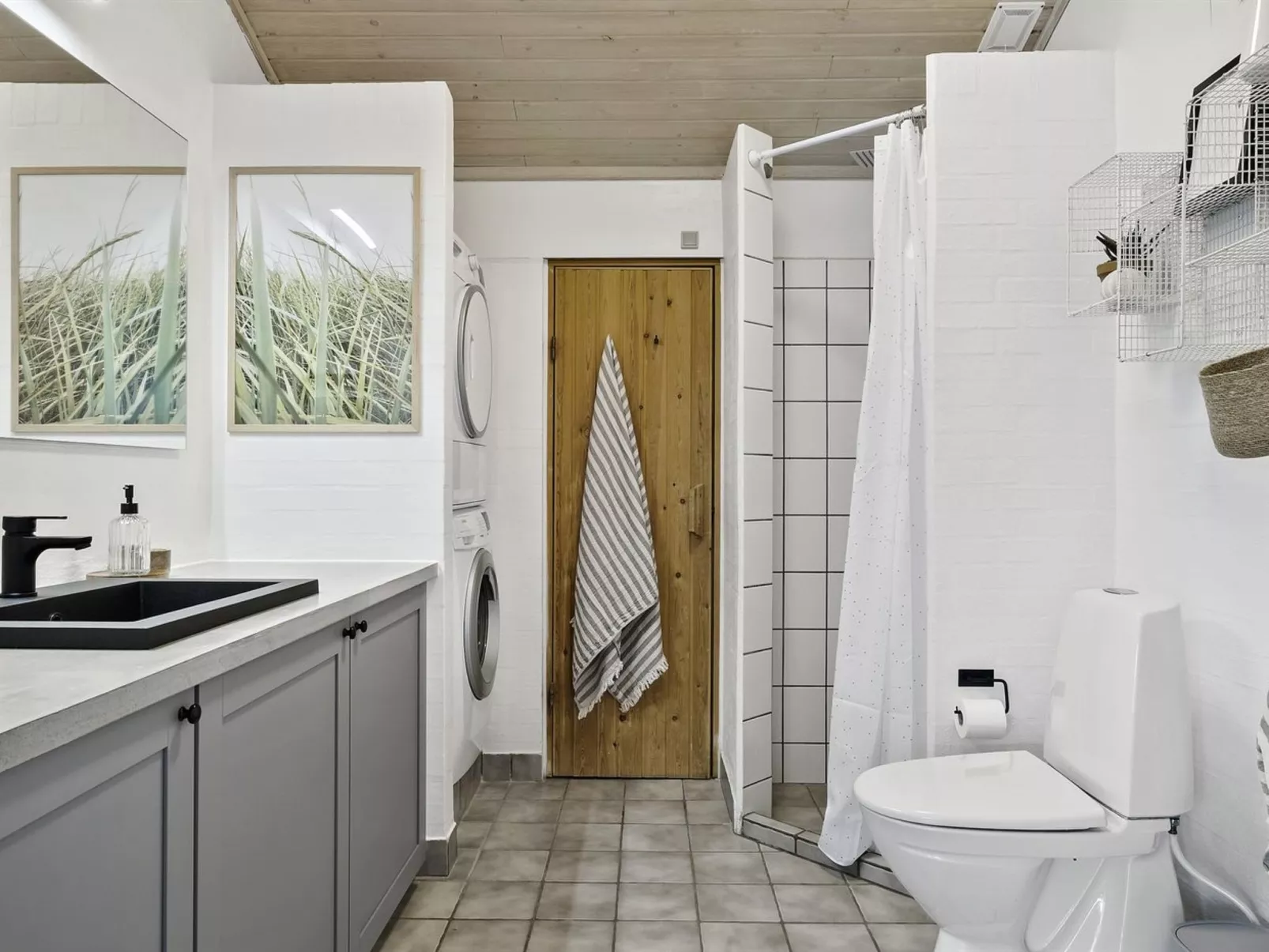 "Yessica" - 300m from the sea-Inside