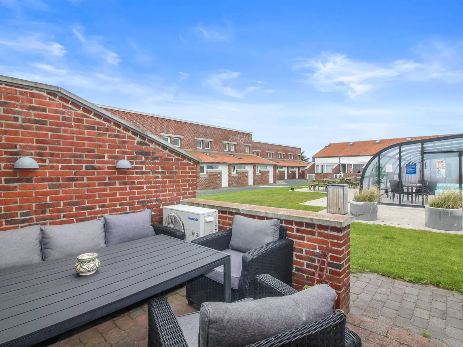 "Skarp" - 500m from the sea-Draußen