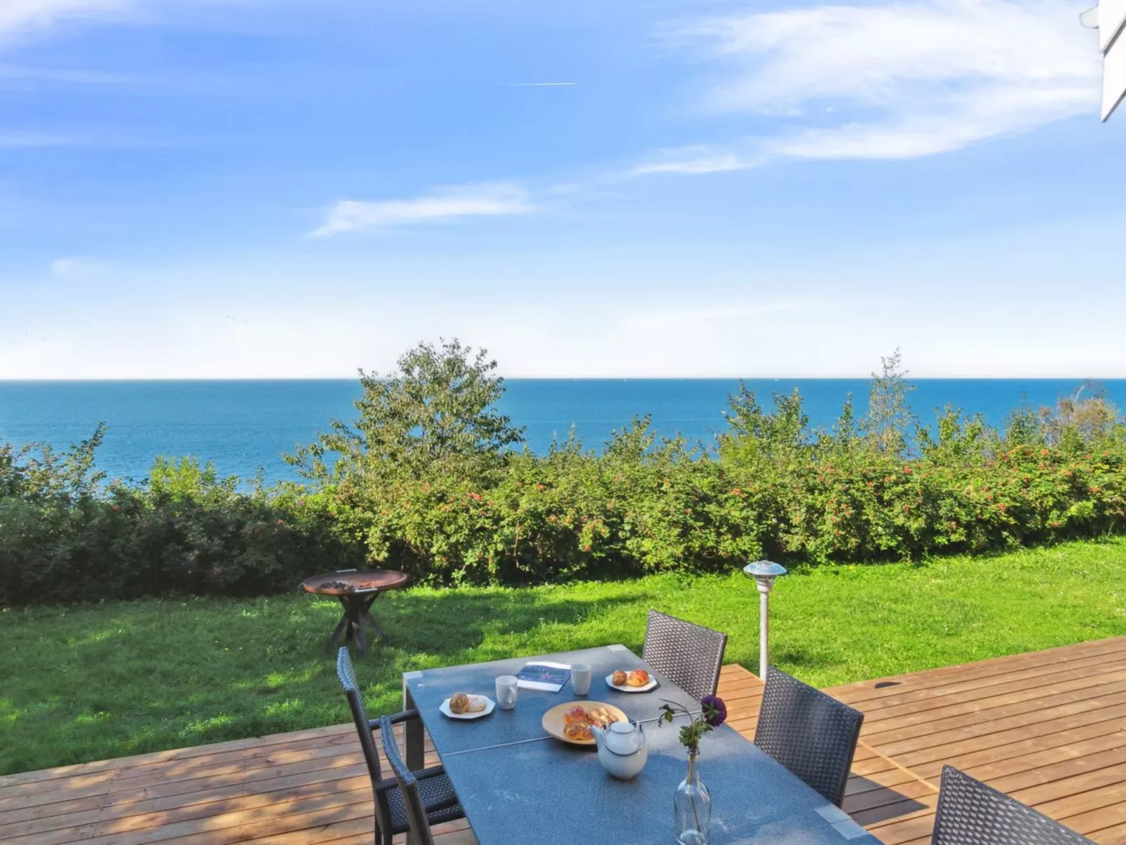 "Heli" - 200m from the sea-Outside