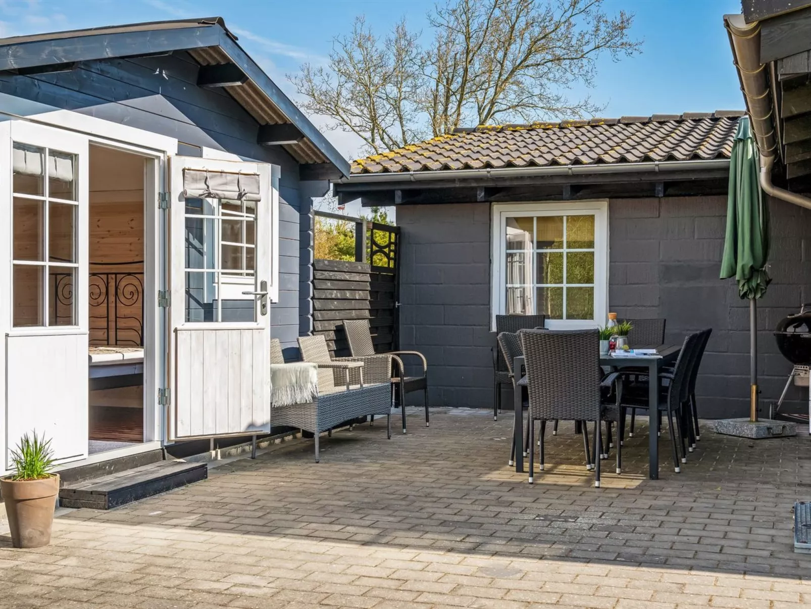 "Valdemar" - 350m to the fjord-Dehors