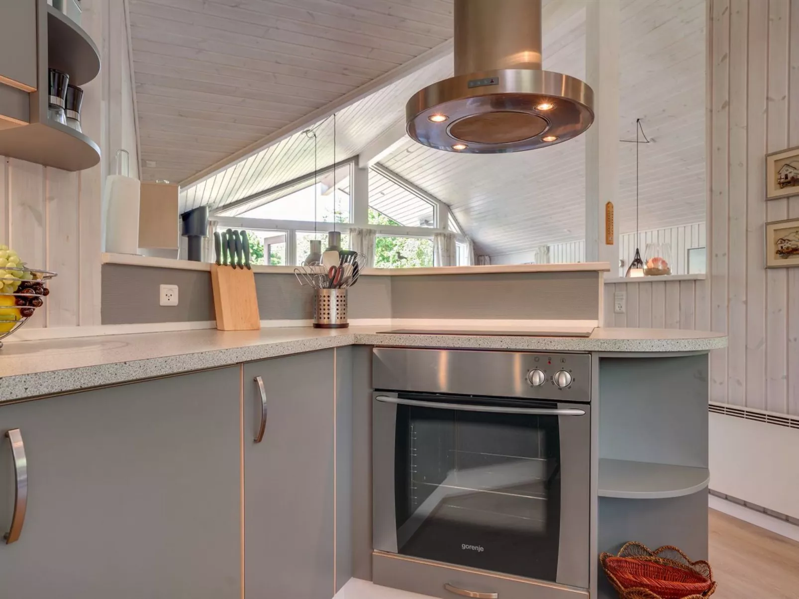 "Esaline" - 400m from the sea-Dedans