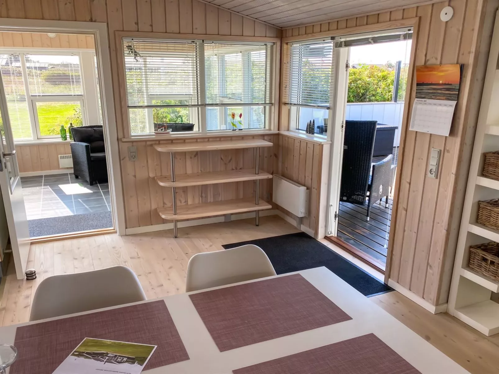 "Laurits" - 300m from the sea-Drinnen