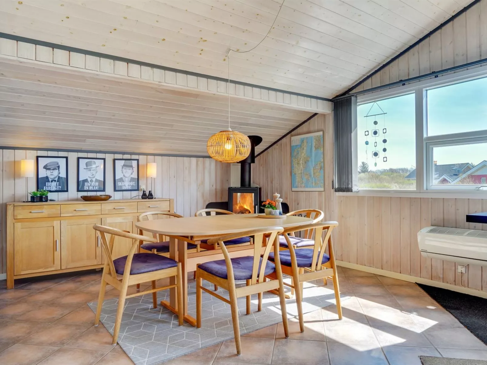 "Elsbeth" - 500m from the sea-Dedans