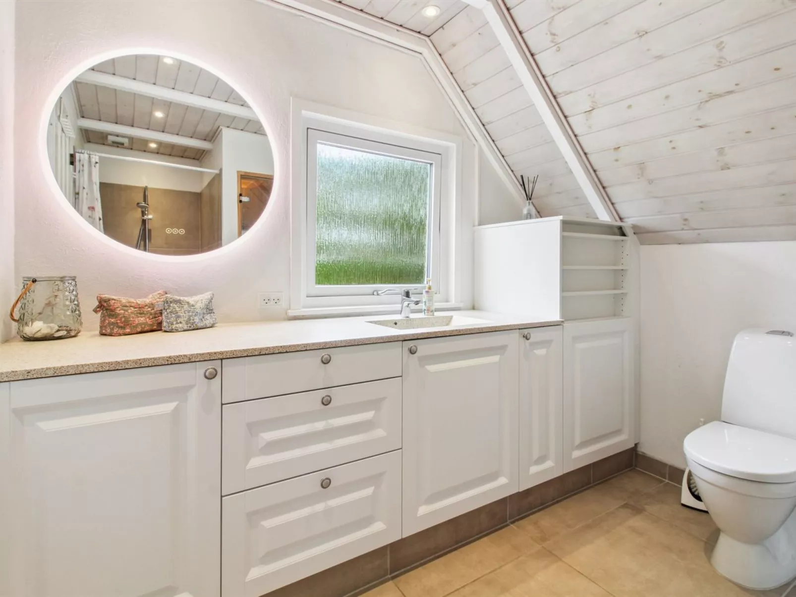 "Dufa" - 3.2km from the sea-Inside