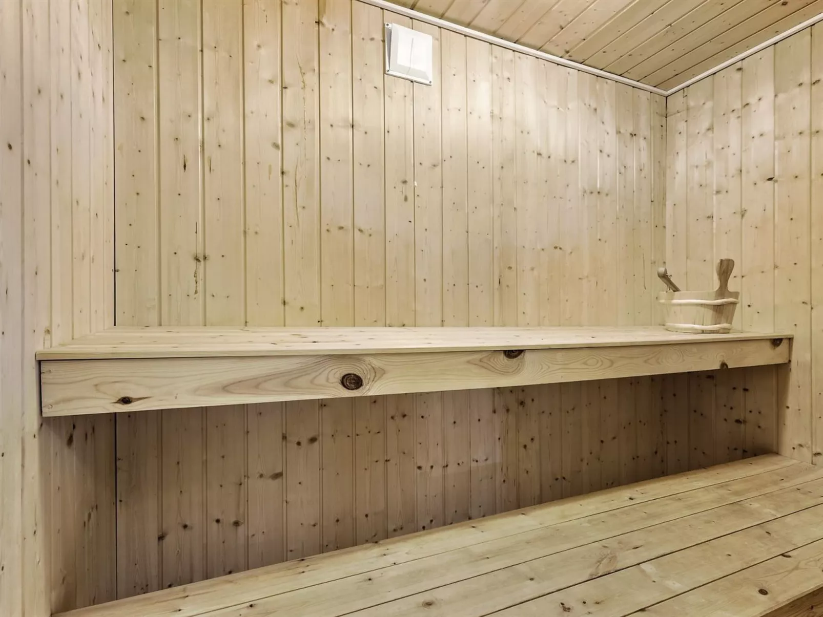 "Solvejg" - 150m from the sea-Inside