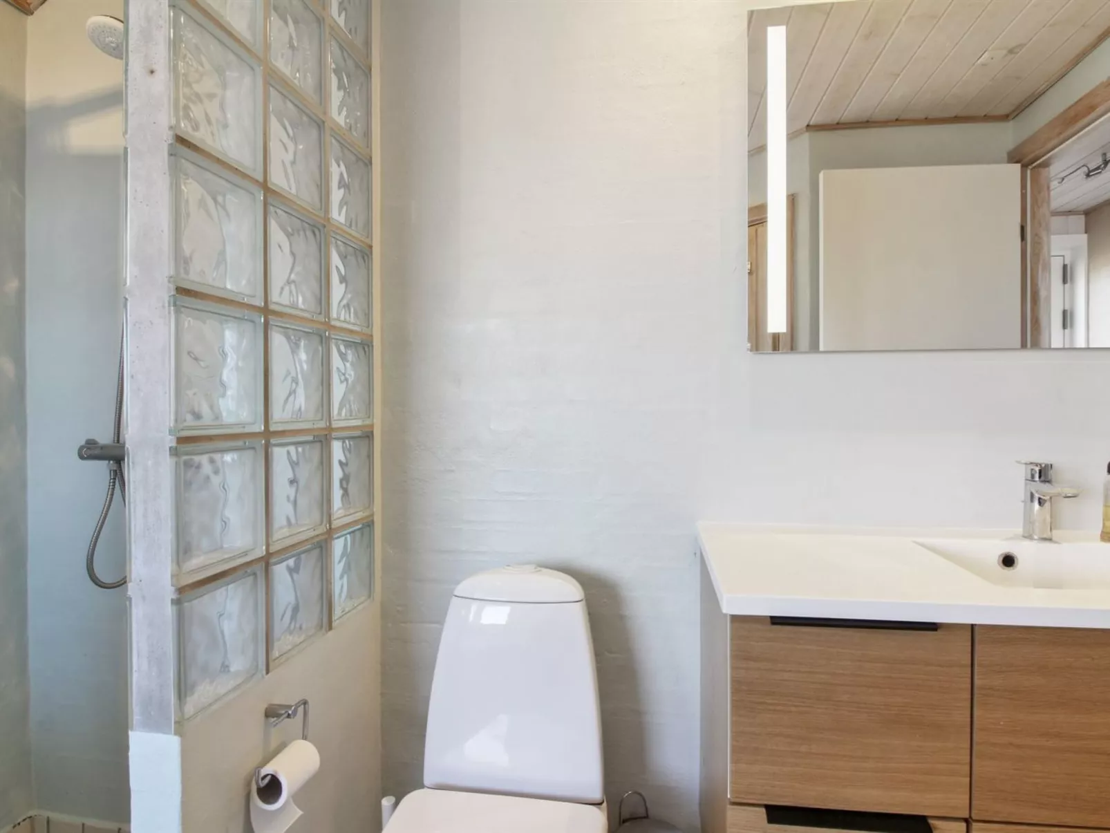 "Åmunde" - 150m from the sea-Inside