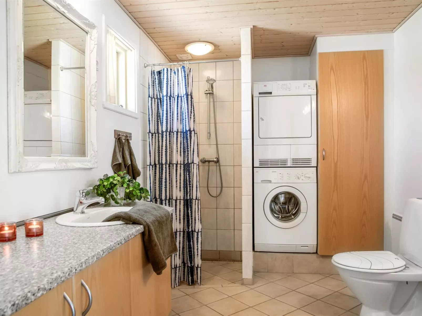 "Söffren" - 350m from the sea-Drinnen