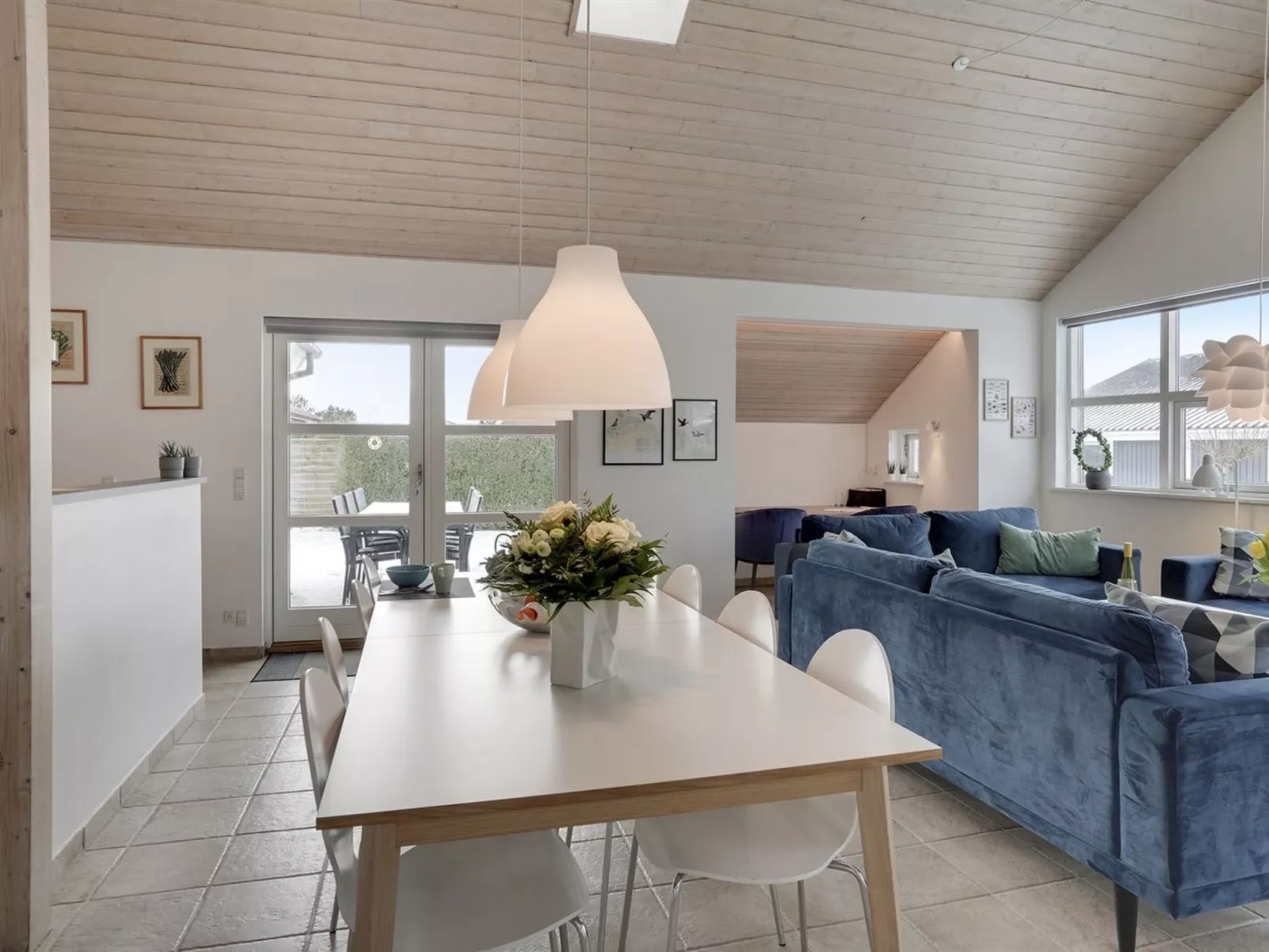 "Thorwith" - 150m from the sea-Dedans