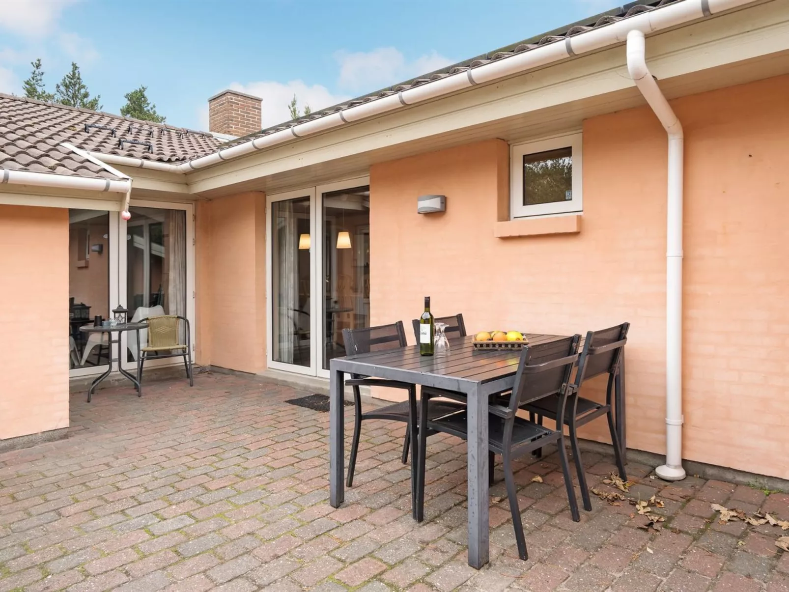 "Vicktoria" - 500m to the fjord-Draußen