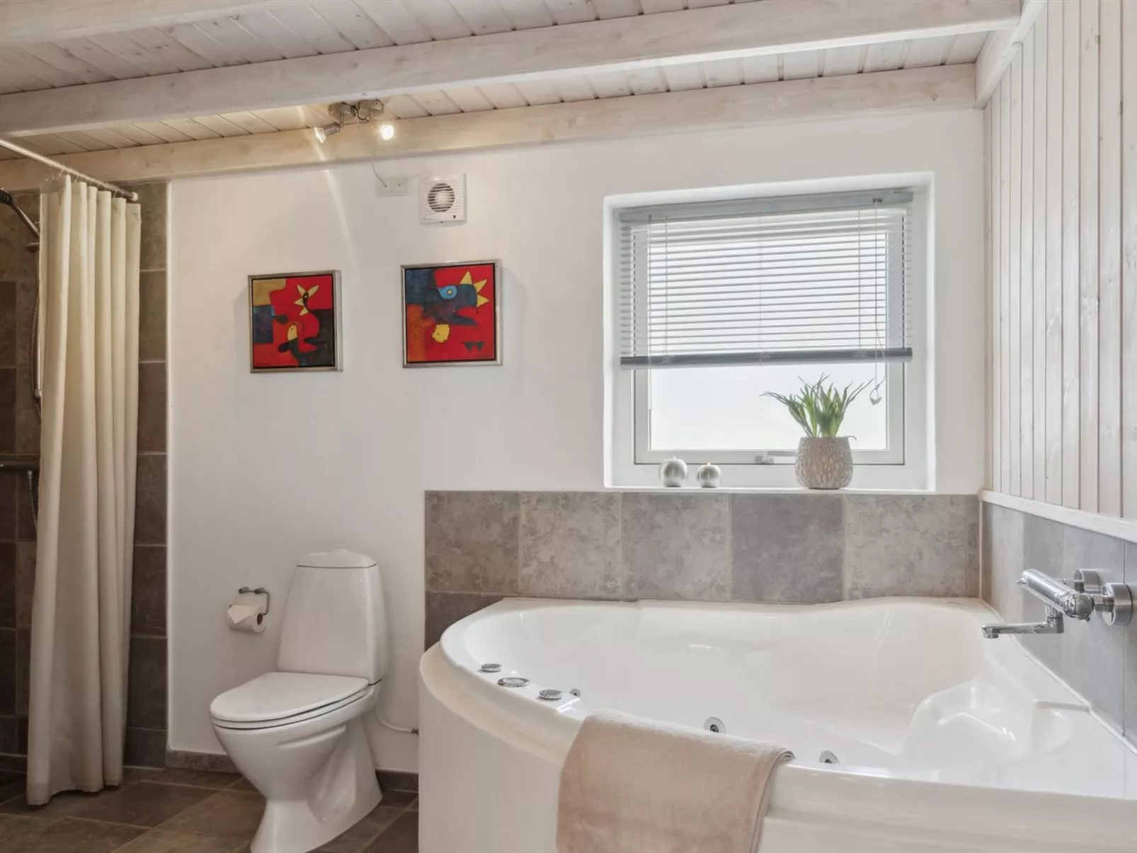 "Ohto" - 281m from the sea-Dedans