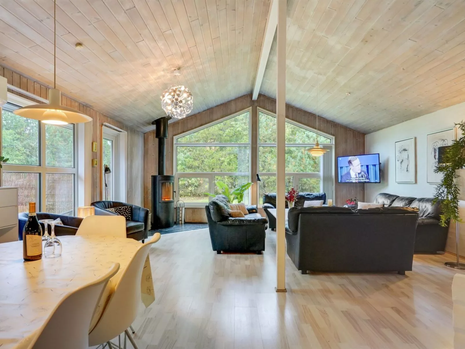 "Elika" - 900m to the fjord-Dedans