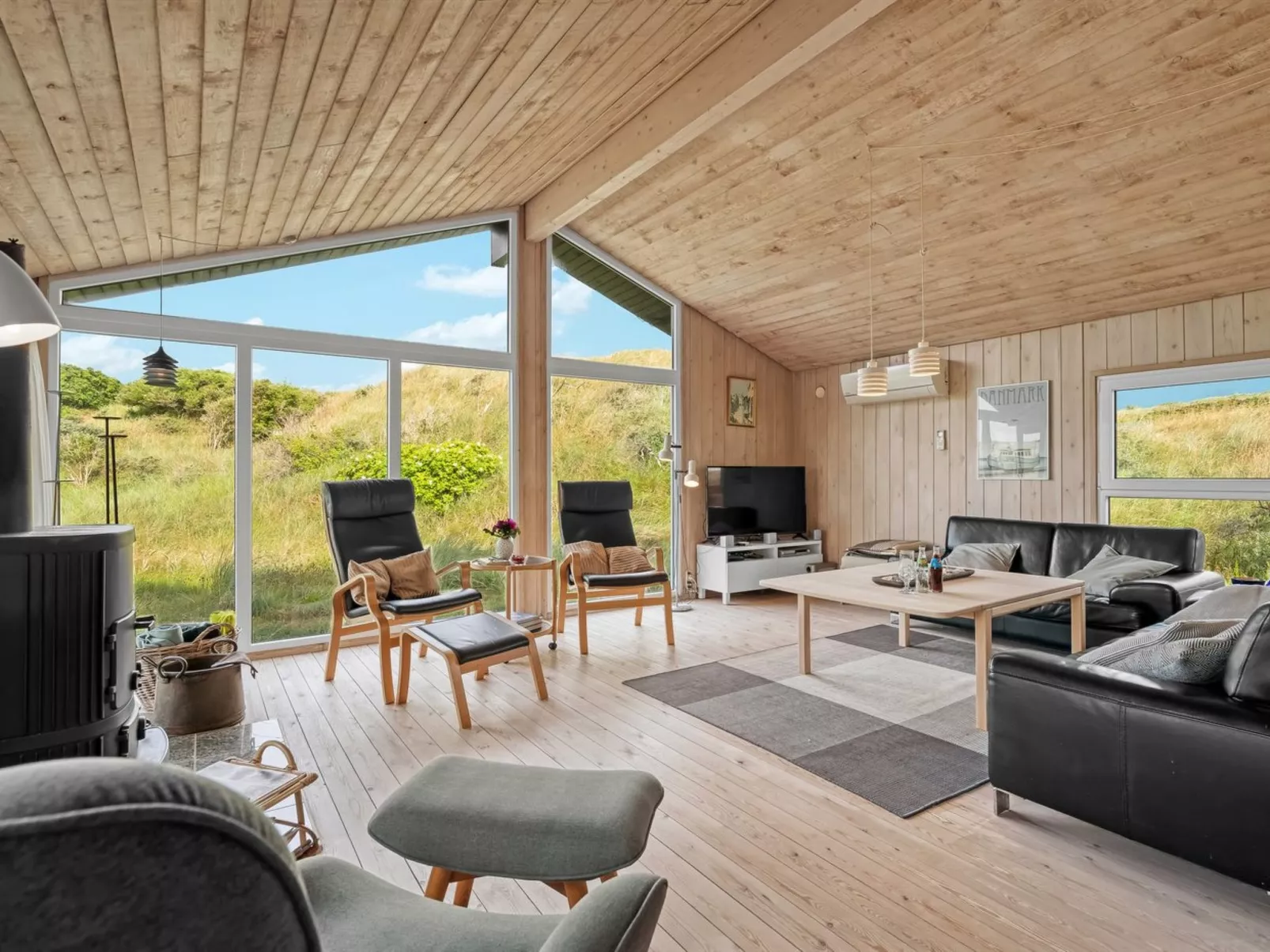 "Rosemari" - 260m from the sea-Drinnen