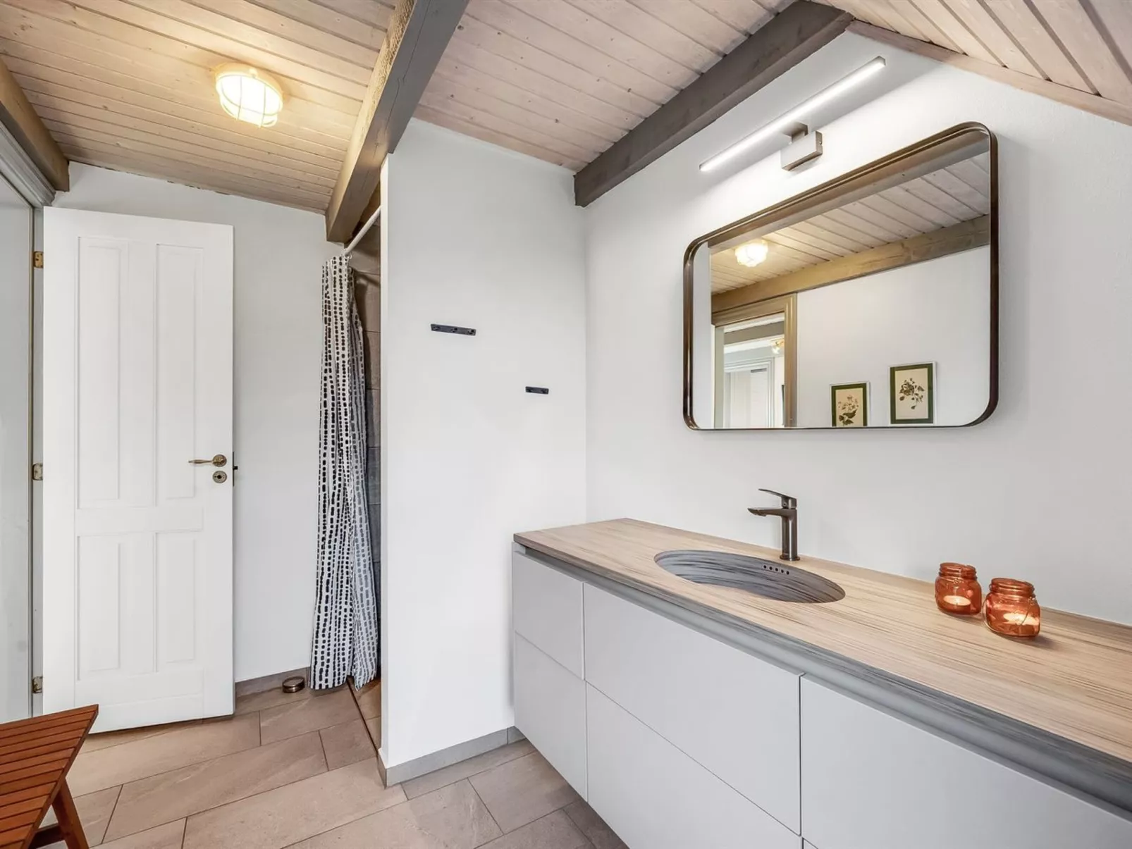 "Vangja" - 700m to the fjord-Dedans