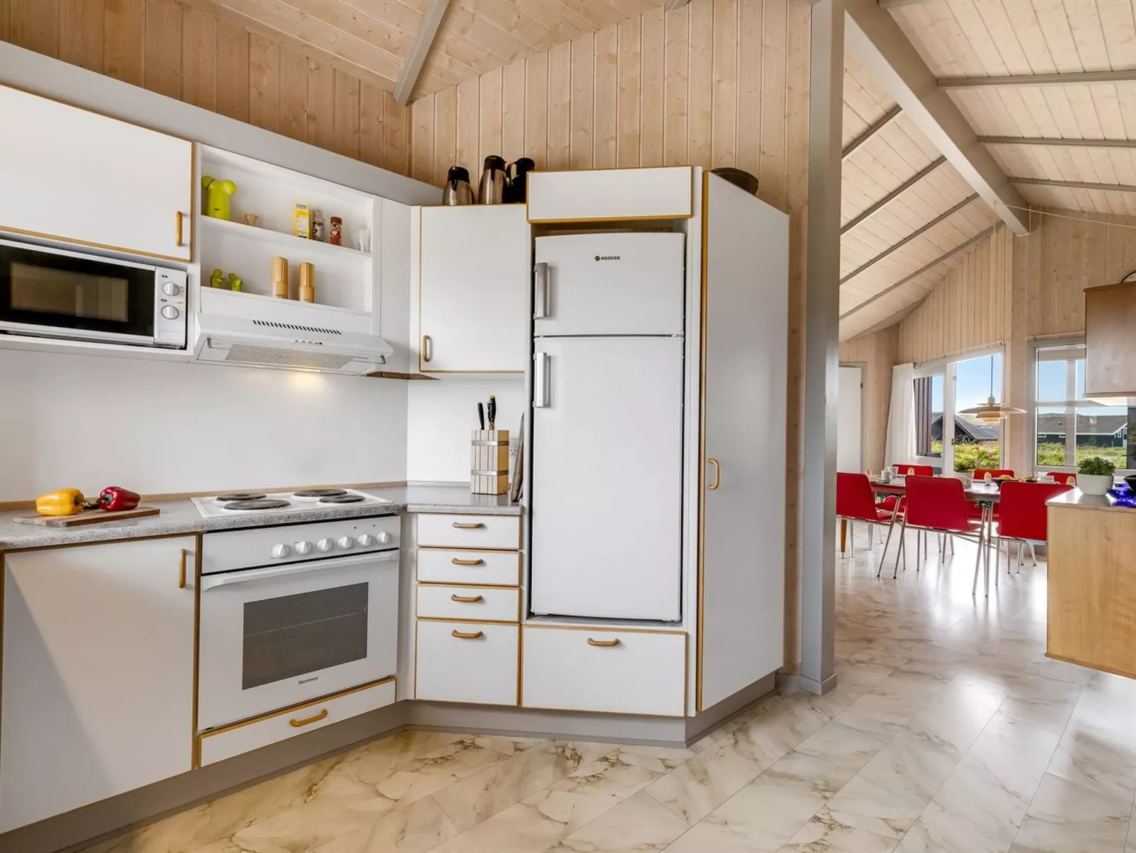 "Tuure" -  from the sea-Dedans