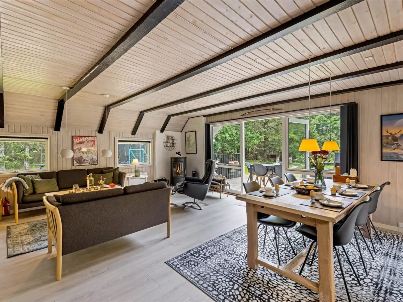 "Arttu" - 2.4km from the sea-Inside