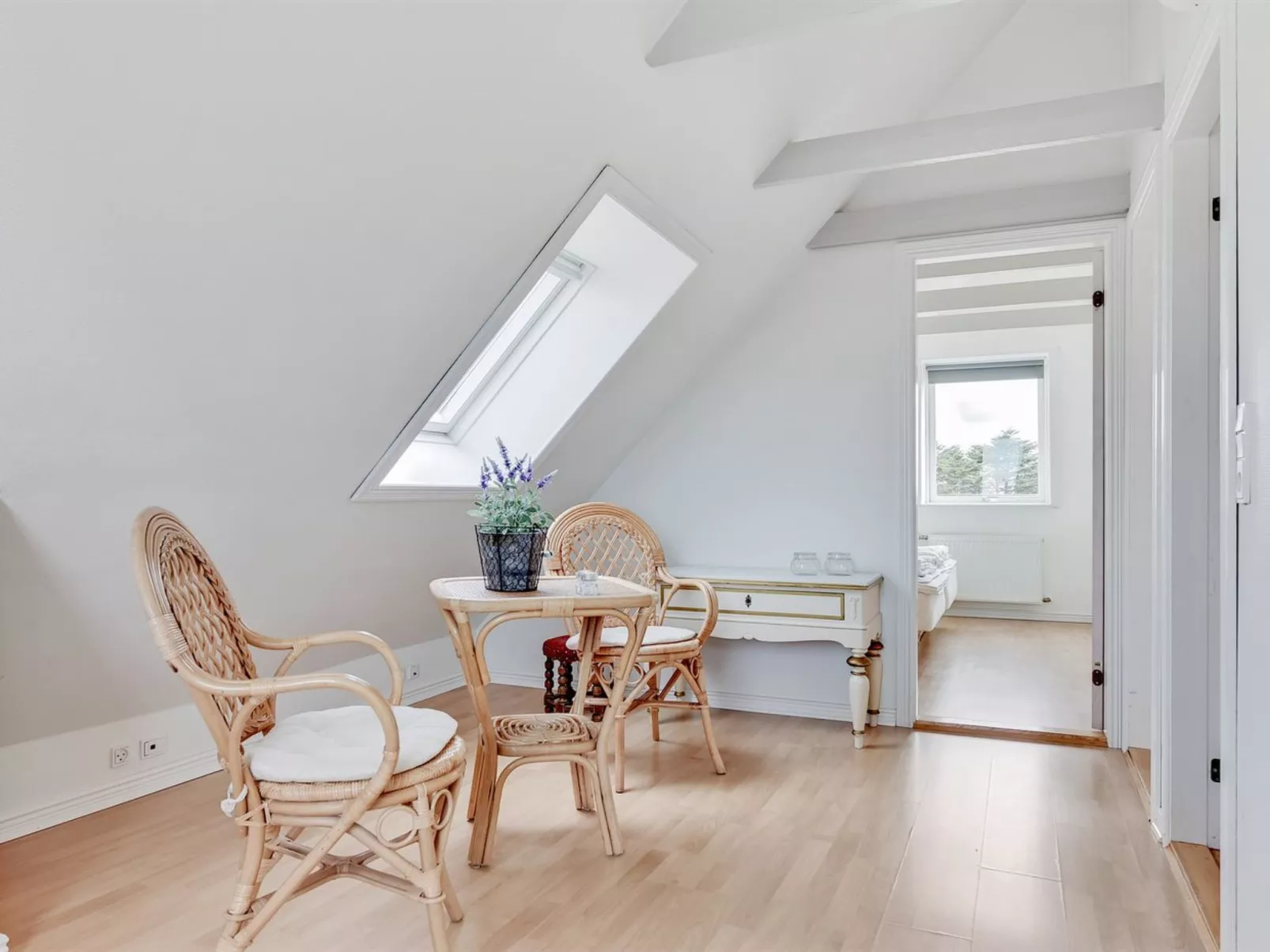 "Matthias" - 400m to the fjord-Dedans