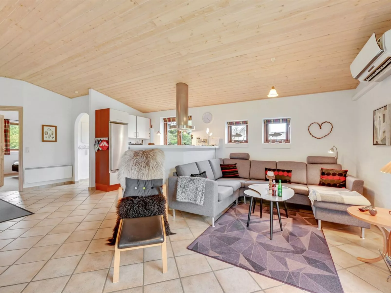 "Rika" - 525m to the fjord-Inside