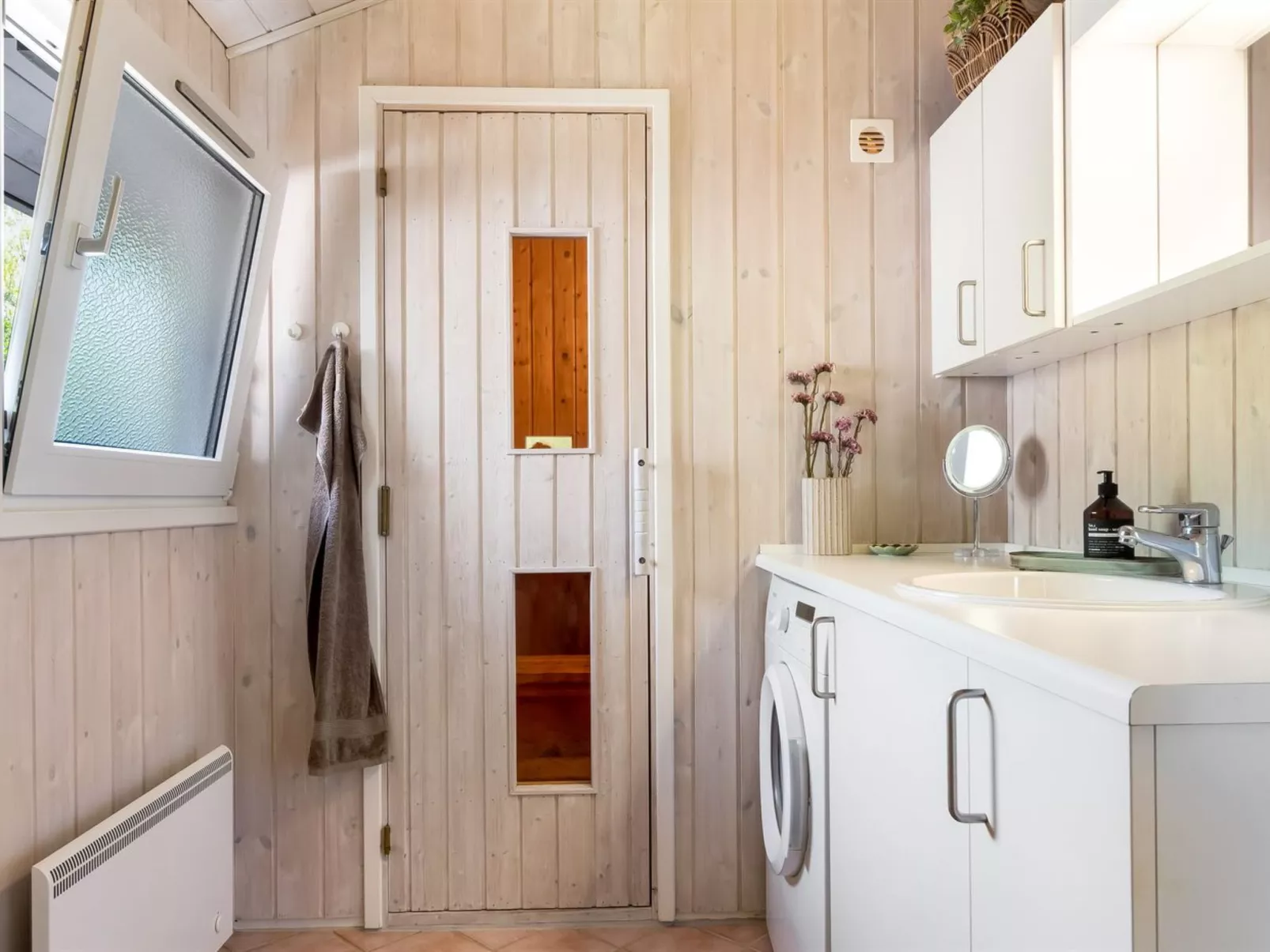 "Vilmar" - 1.2km from the sea-Dedans