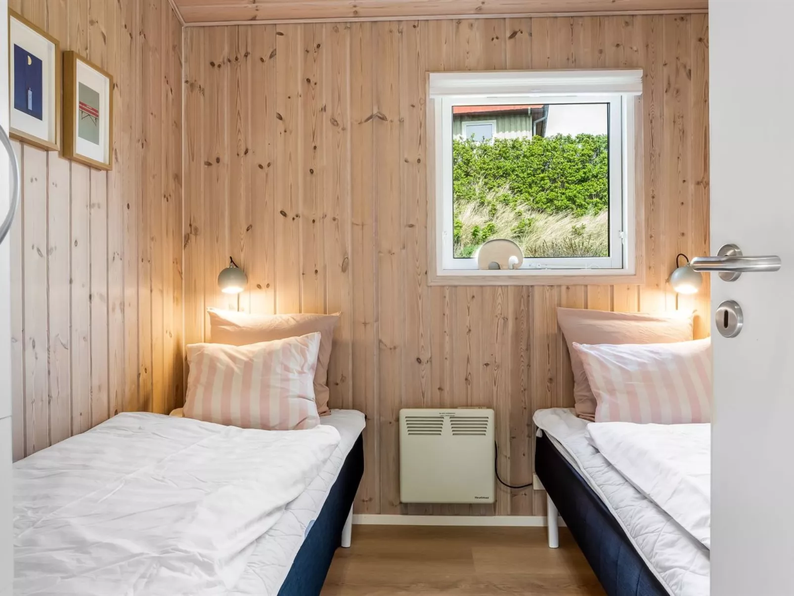 "Idalia" - 125m from the sea-Inside