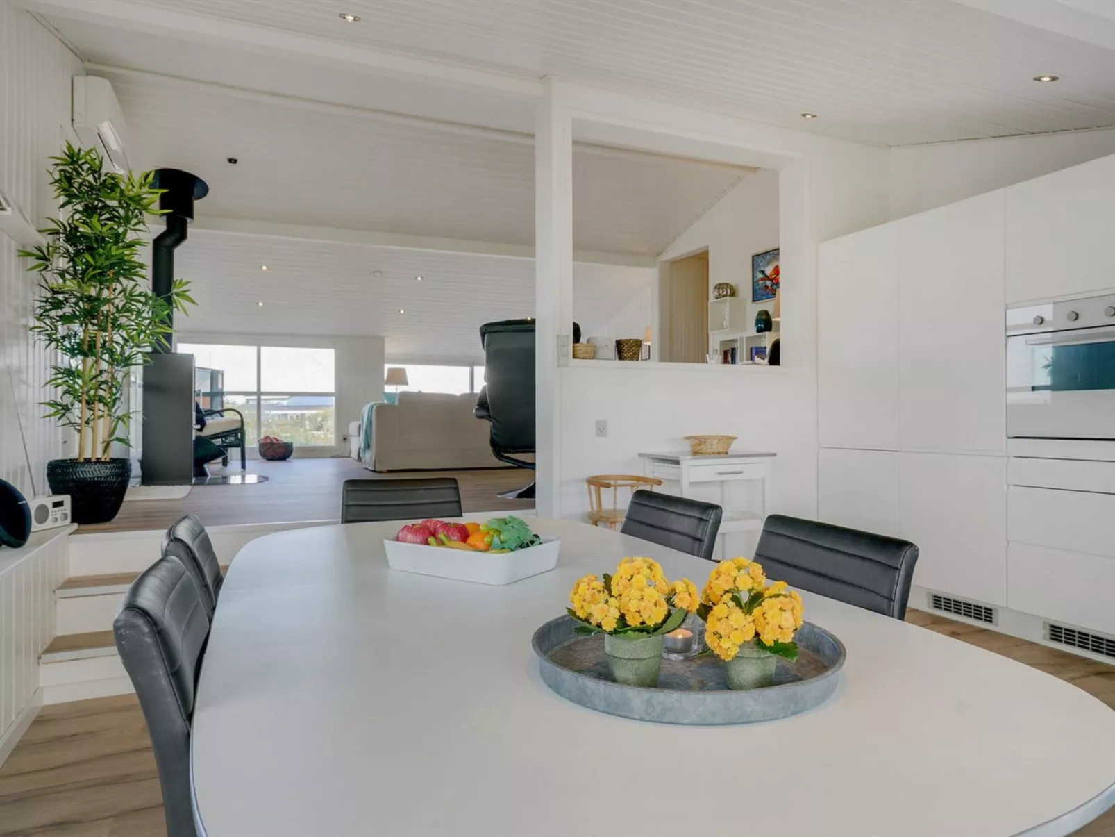 "Bertil" - 400m from the sea-Dedans