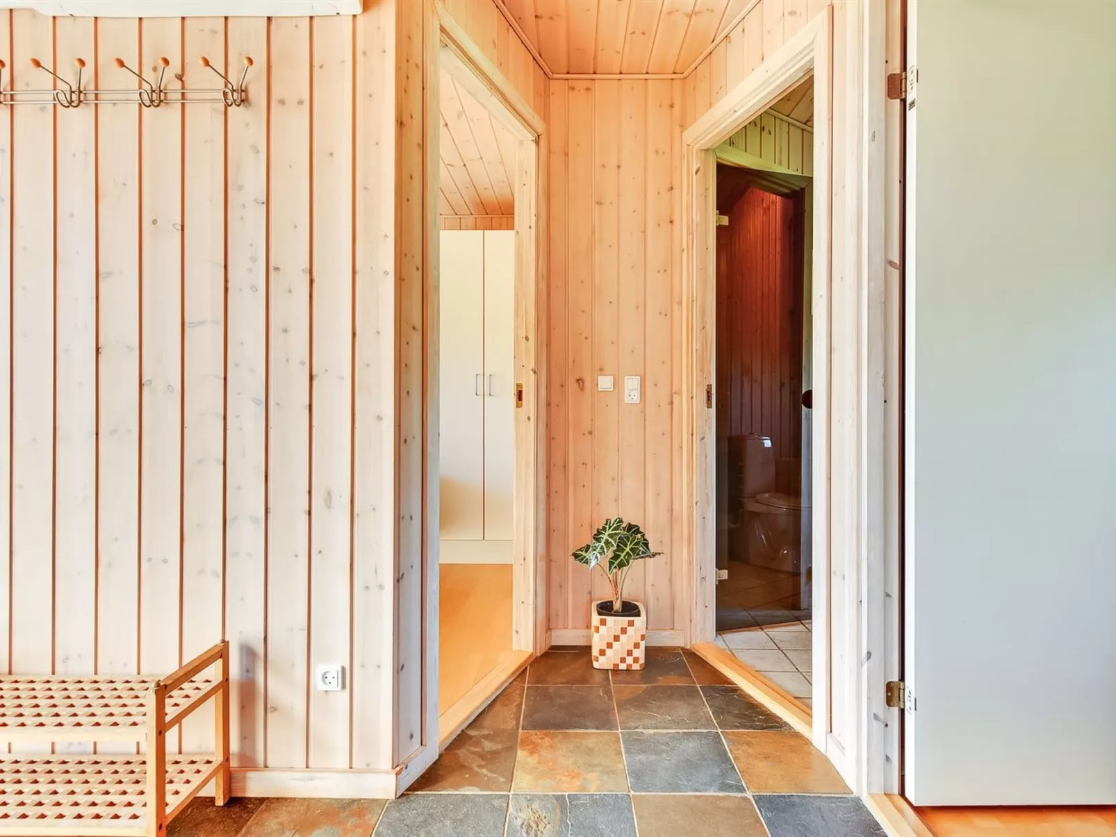 "Alexis" - 250m from the sea-Dedans