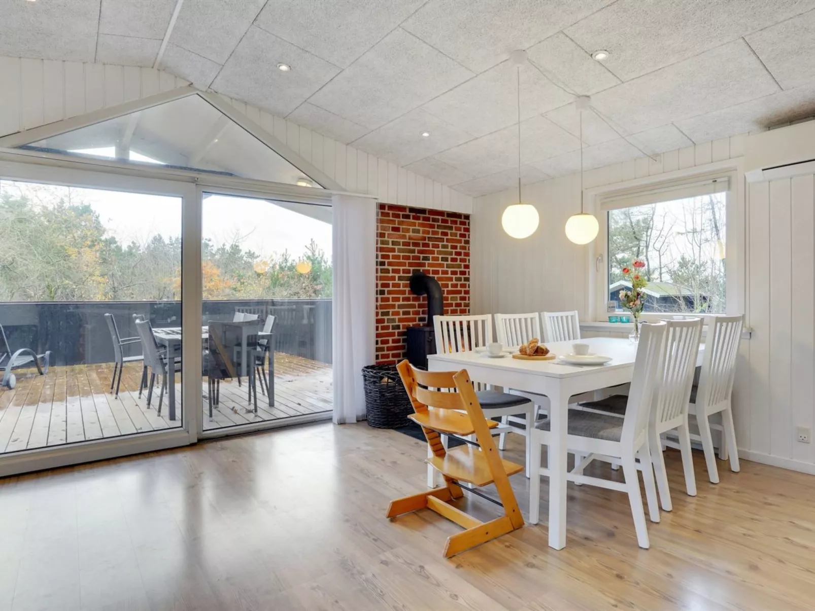 "Mikaela" - 1km from the sea-Drinnen