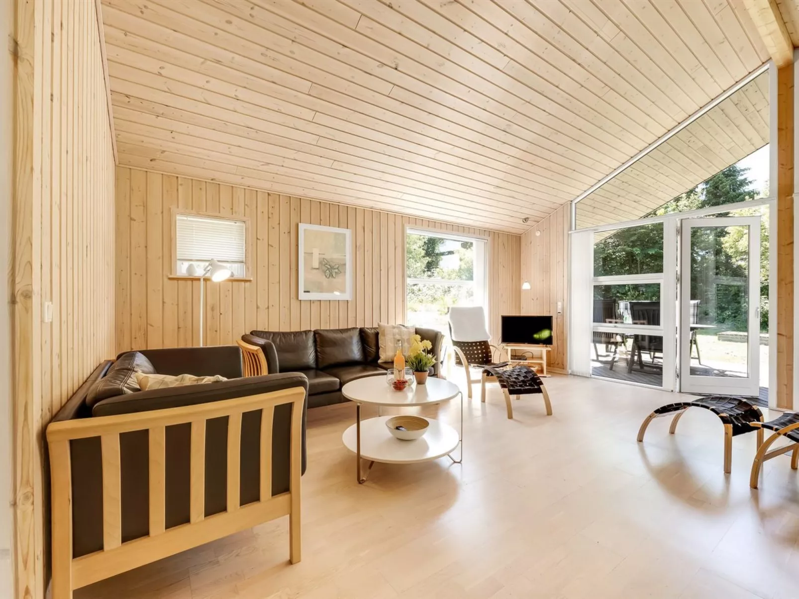 "Thorketil" - 1.1km from the sea-Inside