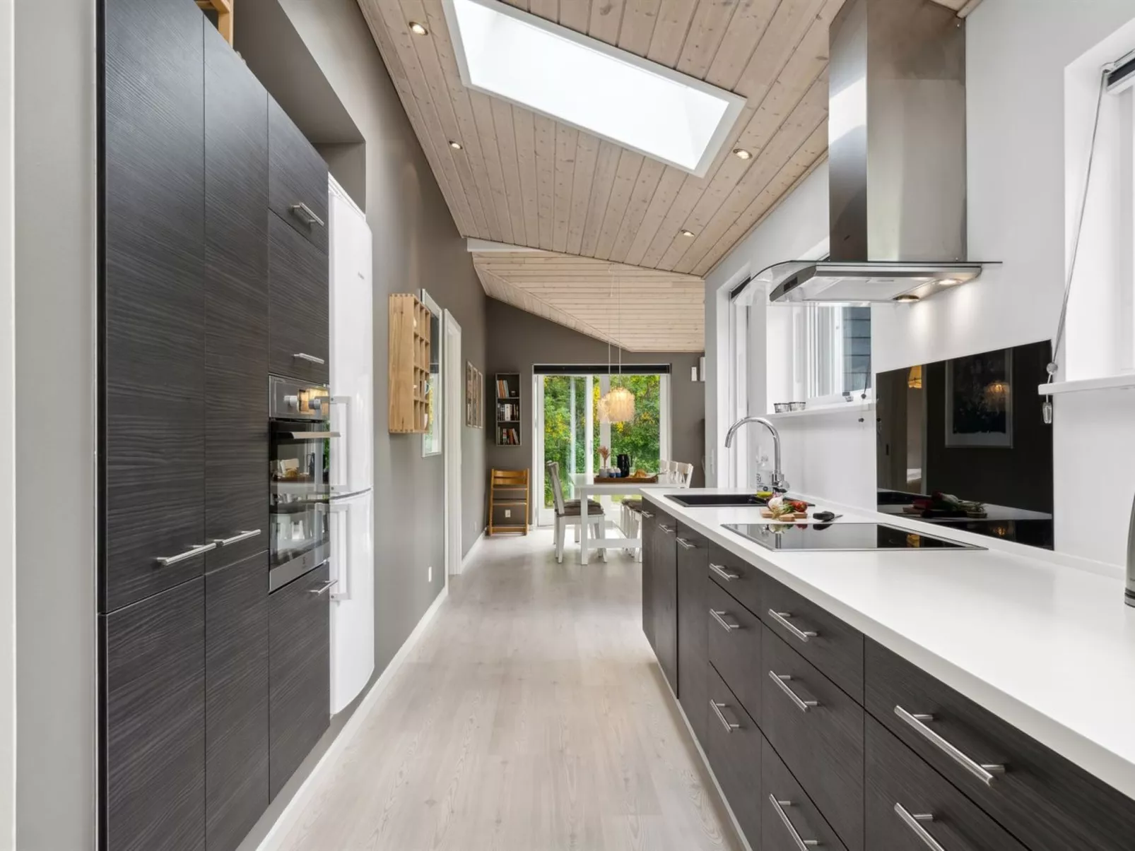 "Hunlef" - 400m from the sea-Inside