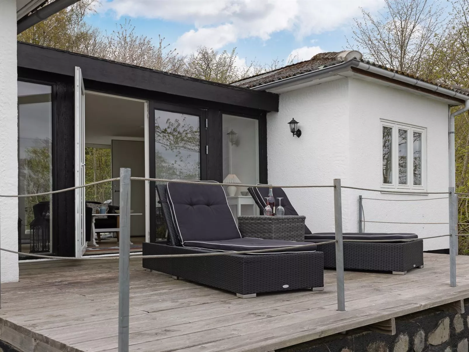 "Ensio" - 150m from the sea-Draußen