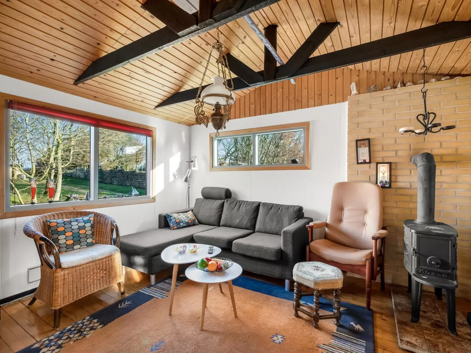 "Alpi" - 250m to the fjord-Inside