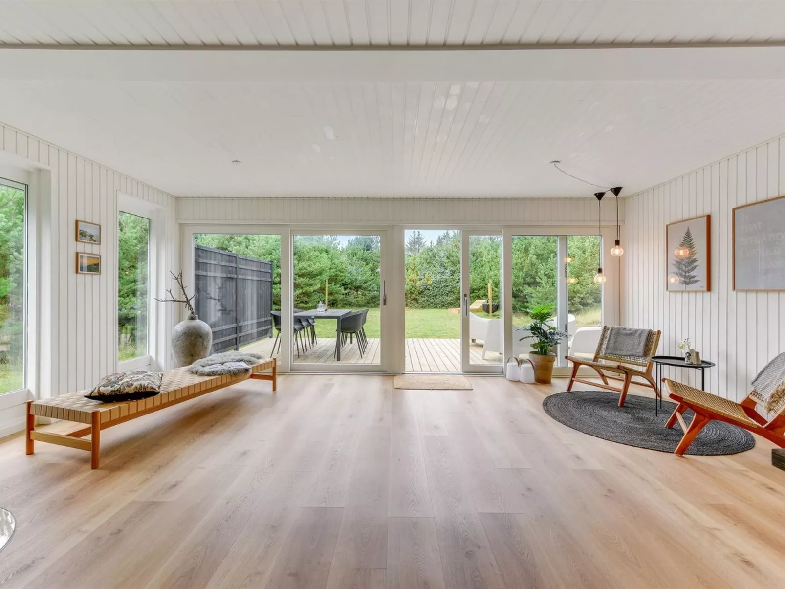 "Doreen" -  from the sea-Dedans