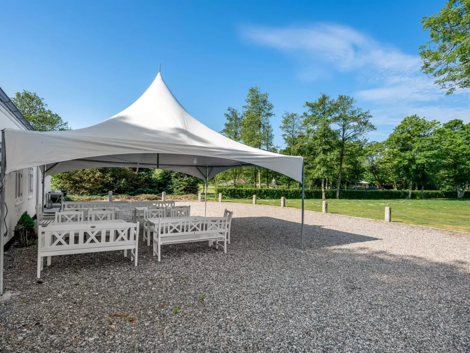 "Eini" - 4.5km from the sea-Outside