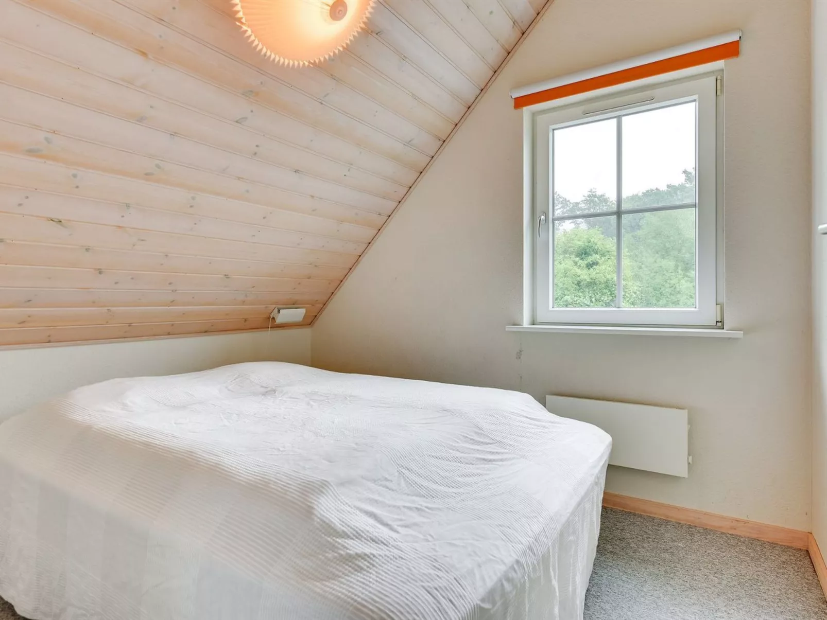 "Skjalm" - 100m to the fjord-Inside