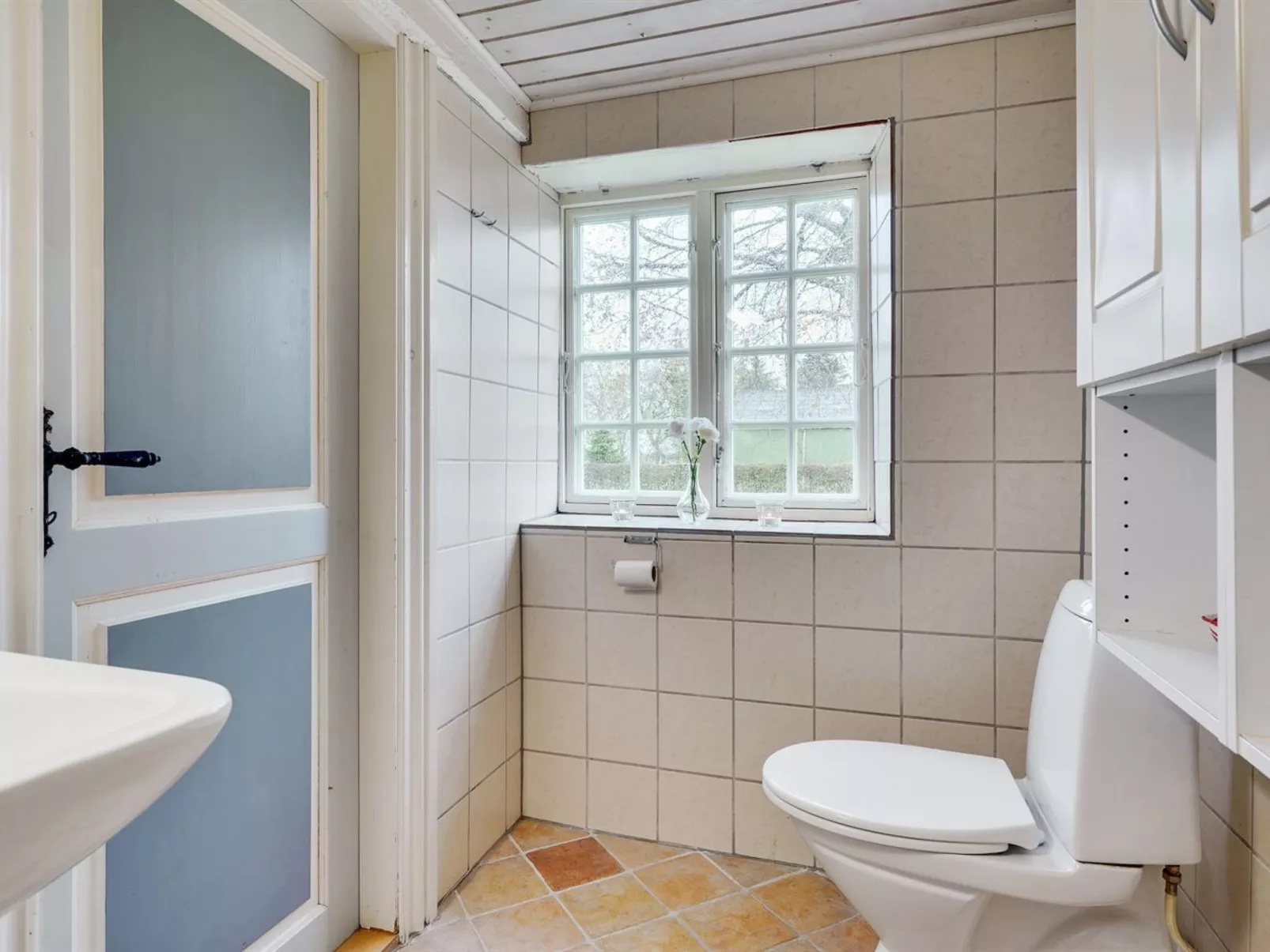 "Ilsa" - 9.8km from the sea-Dedans