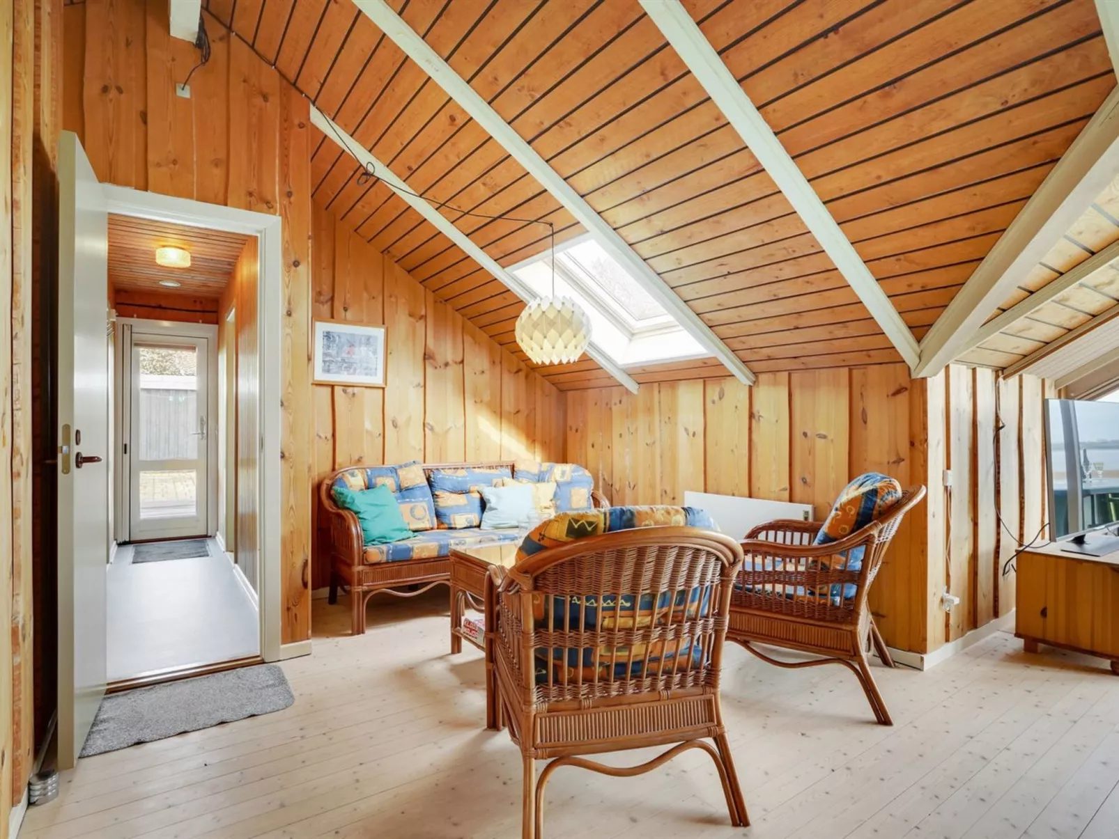 "Henrieke" - 250m to the fjord-Inside