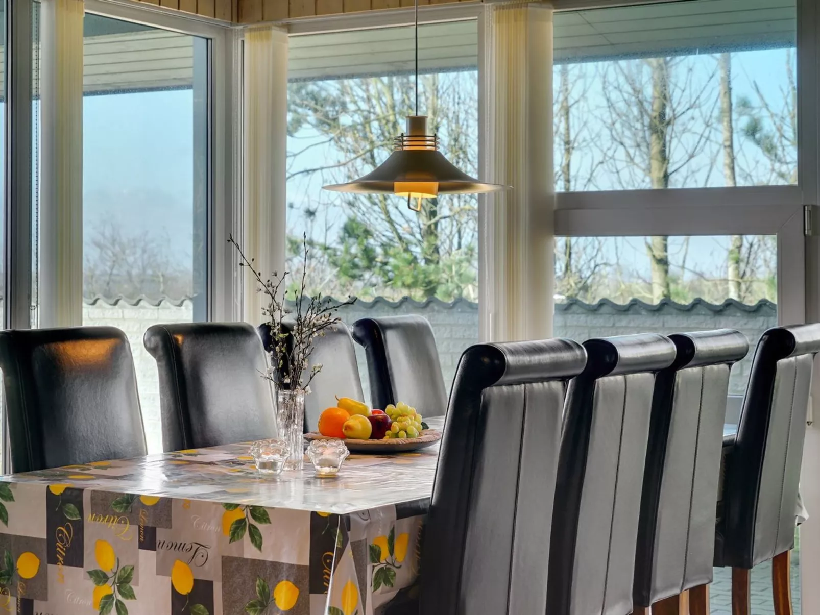 "Anselma" - 800m to the fjord - Inside