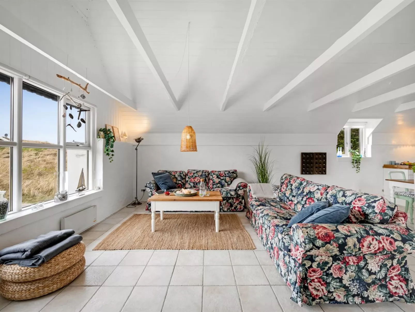 "Annielle" -  from the sea-Inside