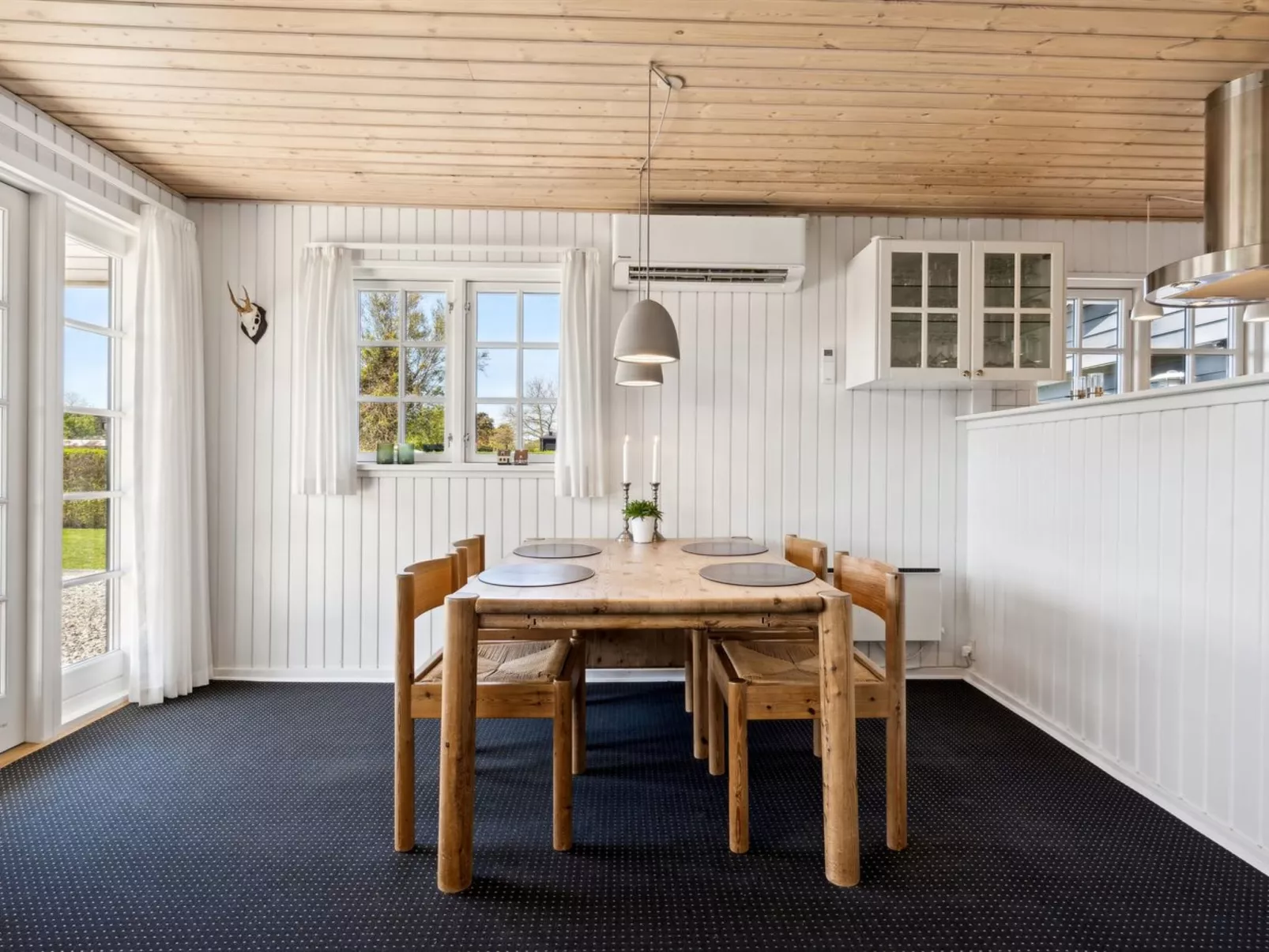 "Ekatarina" - 125m from the sea-Inside