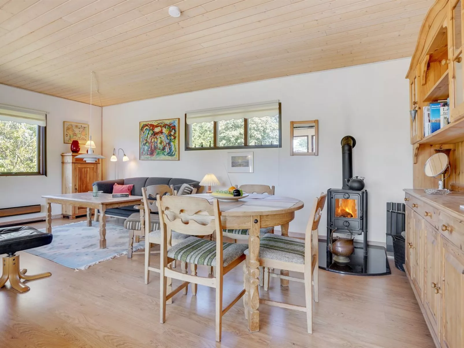 "Maelle" - 600m from the sea-Drinnen