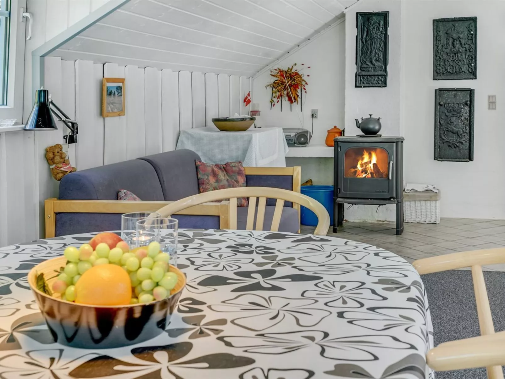 "Lenia" - 1km from the sea-Inside