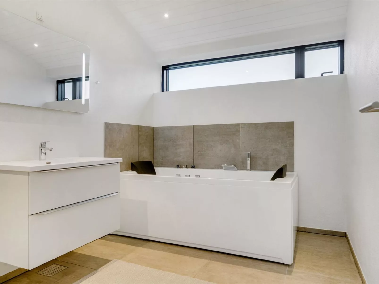 "Claus" - 500m from the sea-Inside