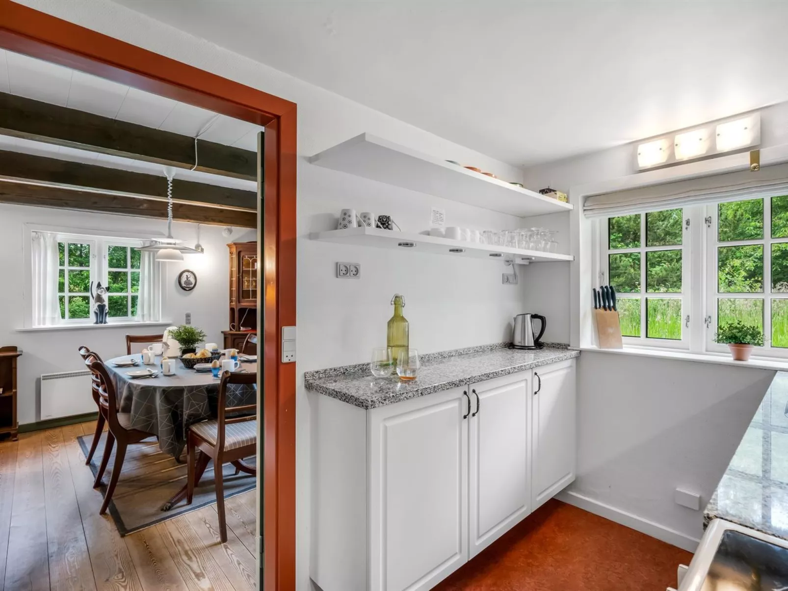 "Thoren" - 2km from the sea-Inside