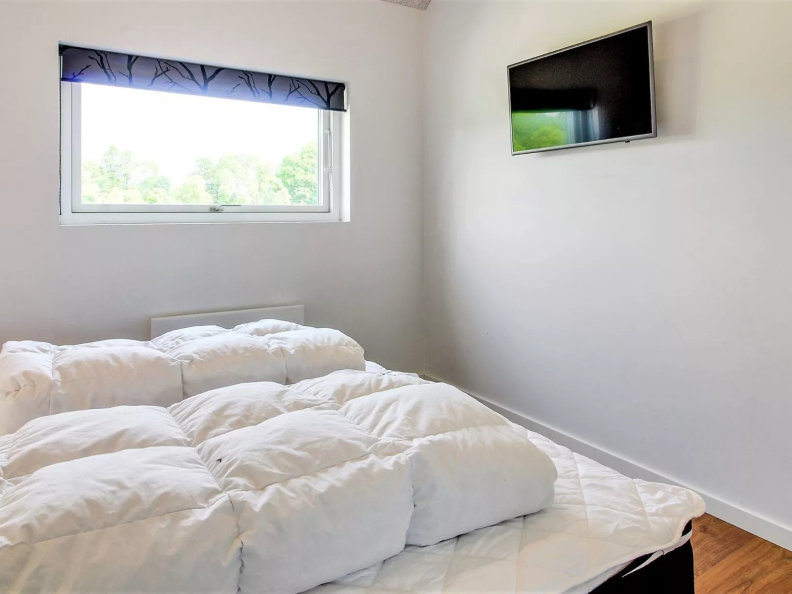 "Thorfin" - 200m from the sea-Inside