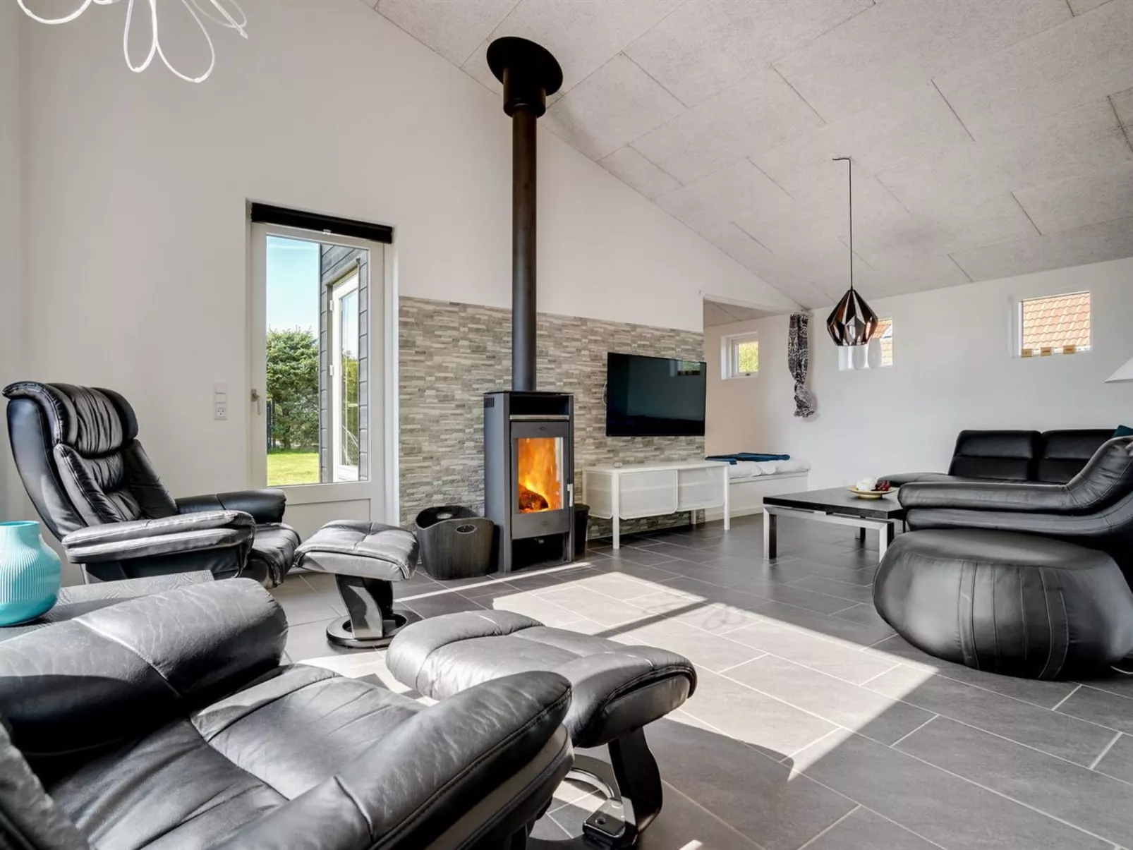 "Siegfried" - 500m from the sea-Dedans