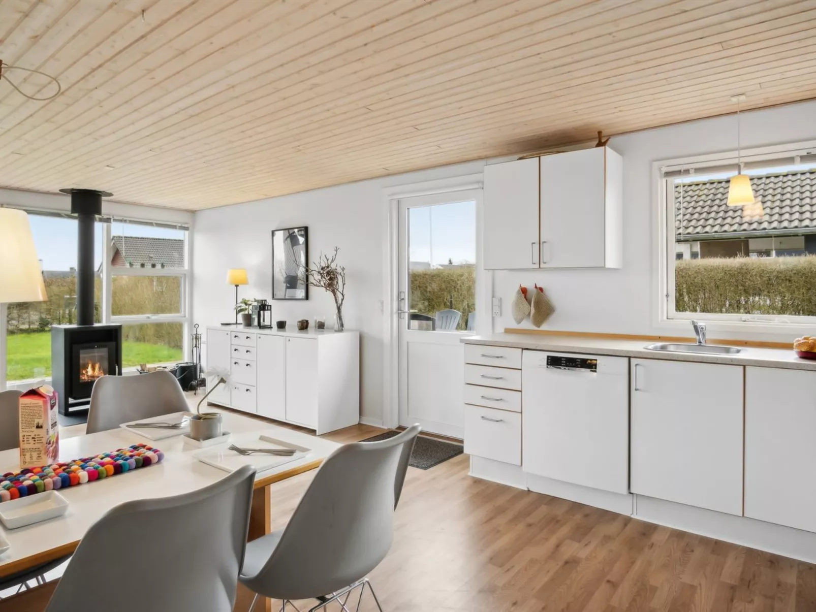 "Blesse" - 250m from the sea-Drinnen