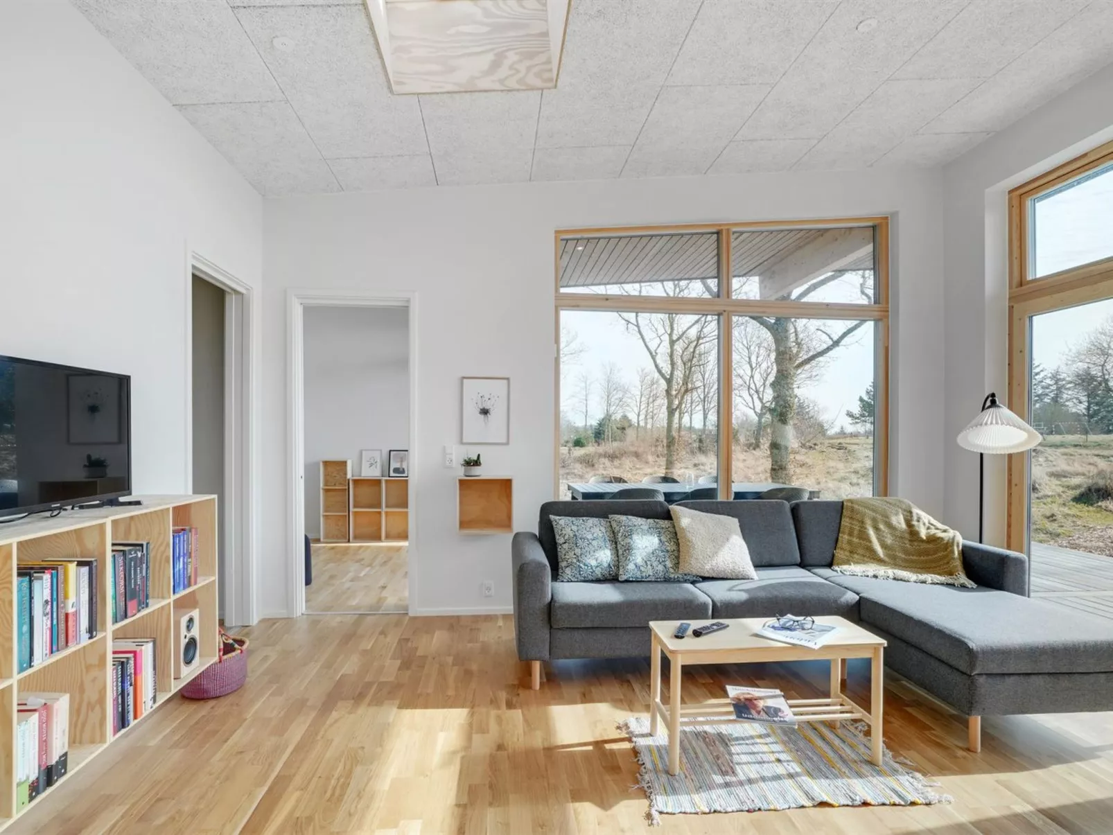 "Haubert" - 500m to the fjord-Dedans