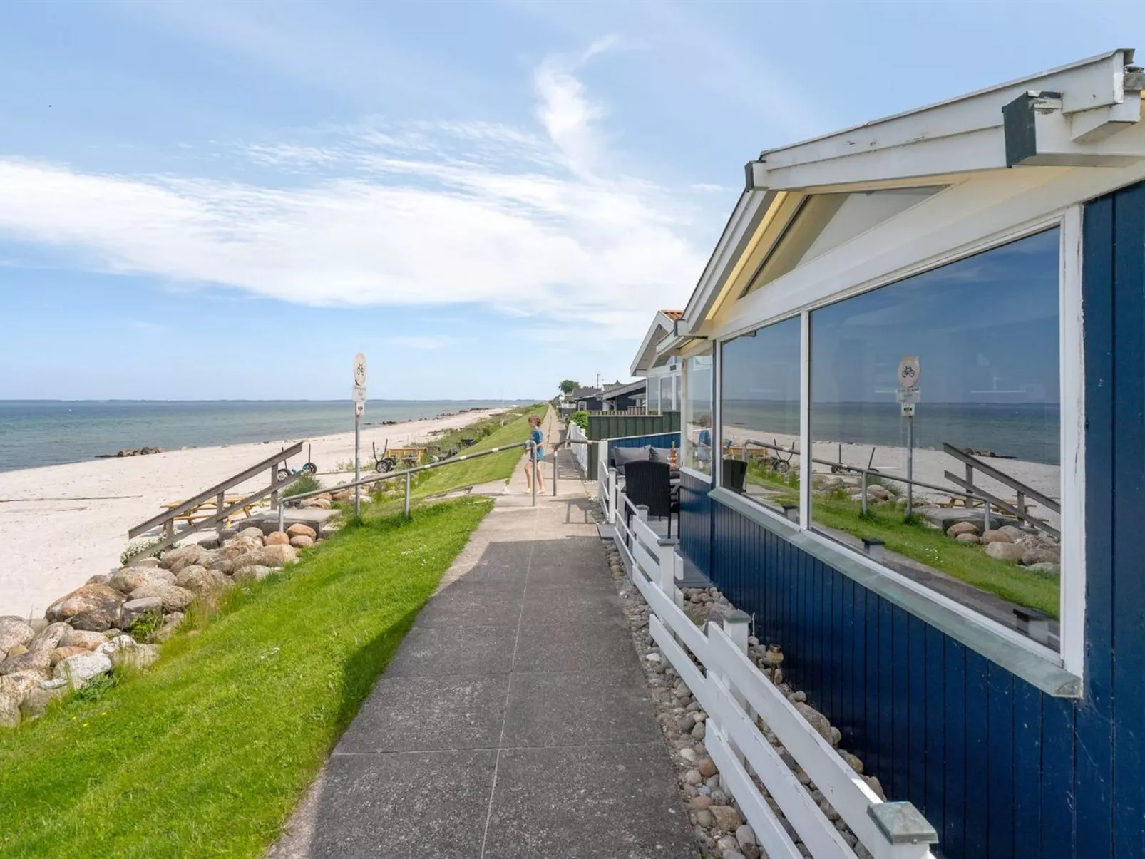 "Nera" - 10m from the sea-Draußen