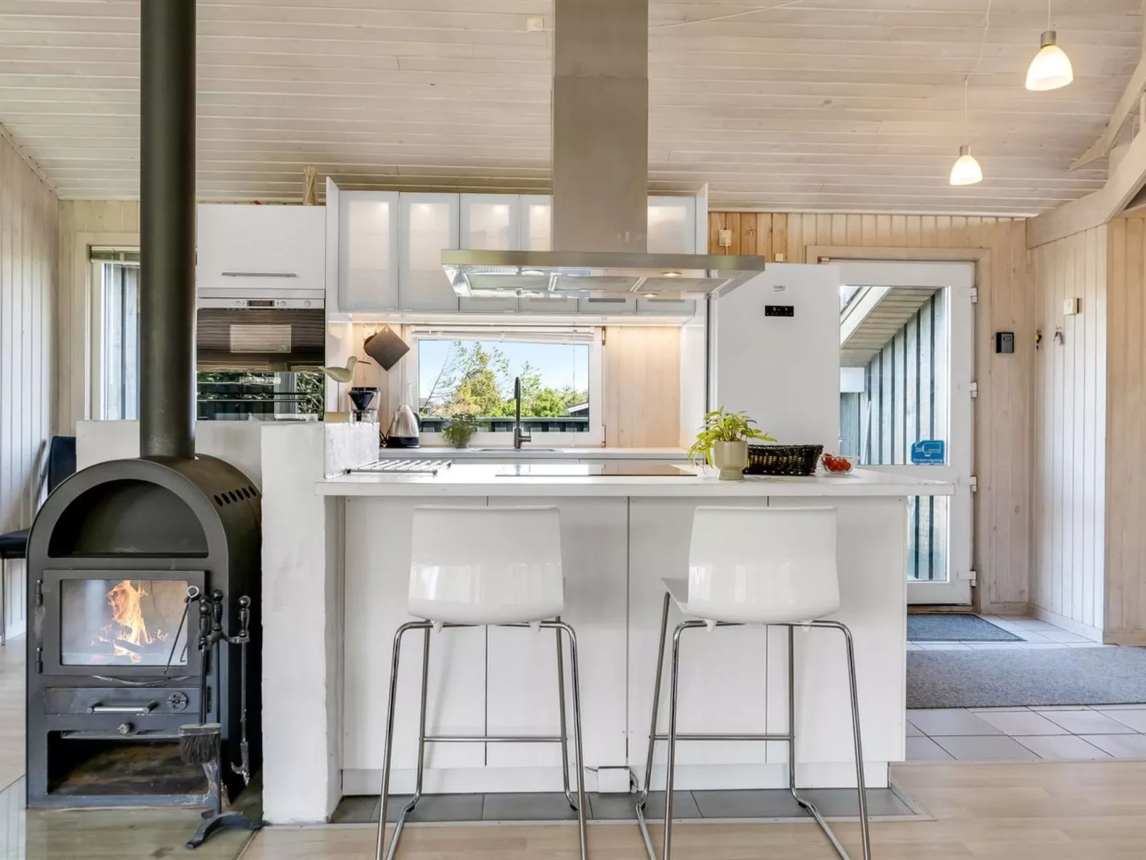 "Aponi" - 400m from the sea-Dedans